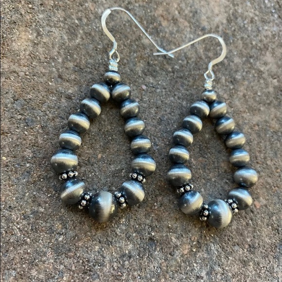 Sterling Silver Bead Earring… - Picture 5 of 8